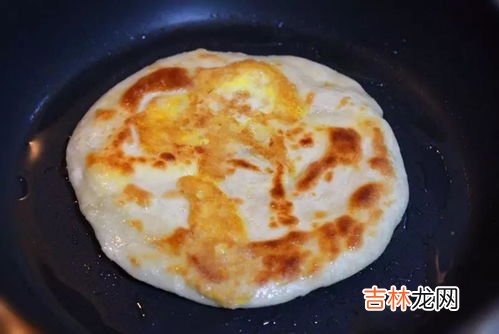 鸡蛋灌饼怎么做,如何做鸡蛋灌饼？