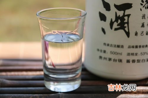 白酒会冻成冰么,白酒冷冻会结冰吗