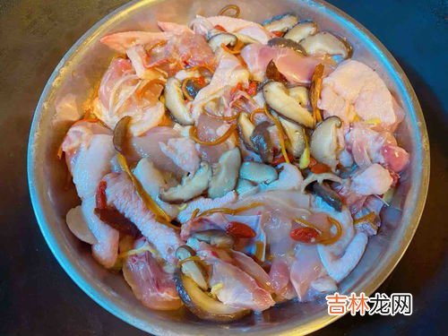 蒸滑鸡一般蒸多少分钟,蒸滑鸡具体的做法是什么呢？