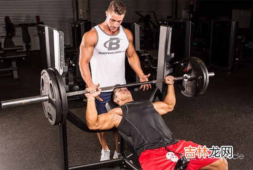 胸肌入门训练-训练2,锻炼胸肌的方法有什么