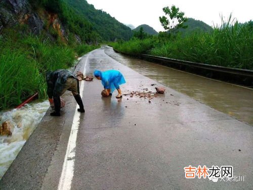 山洪灾害降雨强度预警信号的颜色等级顺序是,山洪灾害降雨强度预警信号的颜色等级按照严重性和紧急程度由低到高排列顺序是