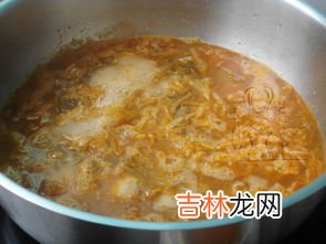 海鲜豆腐煲做法图解,海鲜豆腐煲的做法？