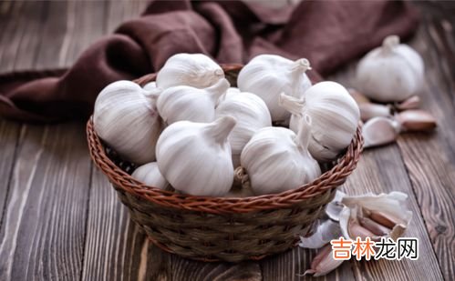 来例假可以吃大蒜精吗,来月经不能吃什么？