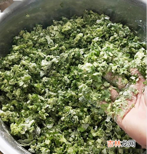 鱼露做什么菜可以用到,鱼露是酱油吗 鱼露用在什么菜上面
