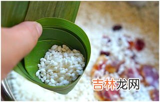 冰箱冷冻过的粽子叶怎么处理,粽叶放在冰箱里面冻冰冻的拿出来包粽子拿开水滚烫一下还要怎么弄?