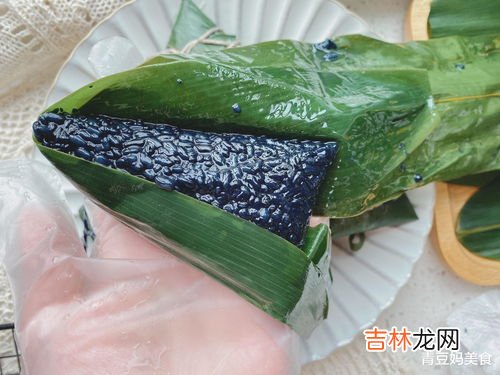 冰箱冷冻过的粽子叶怎么处理,粽叶放在冰箱里面冻冰冻的拿出来包粽子拿开水滚烫一下还要怎么弄?