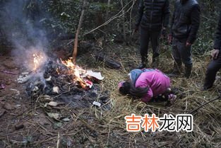 三七几点烧纸,死人七七烧纸每天具体什么时间