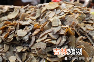 笋干上有一层白霜是霉变吗,竹笋干有一层白是什么