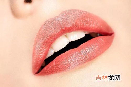 b族维生素片能涂嘴唇吗,嘴唇老是干裂怎么回事