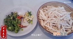 海鲜菇炒之前用焯水吗 海鲜菇不焯水可以吃吗,海鲜菇炒之前用焯水吗窍门