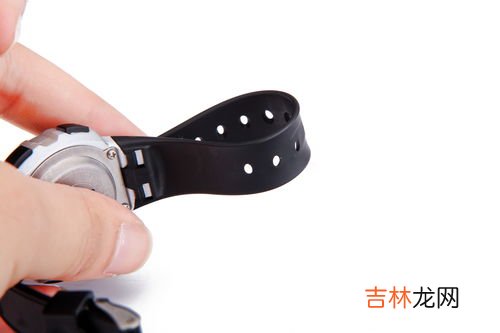 专业户外手表品牌推荐,又是一年露营季,有什么比较酷的手表推荐?