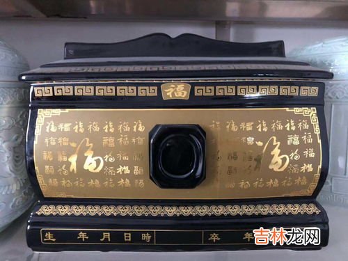 骨灰盒尺寸长宽高,骨灰盒的高度和宽度是多少?
