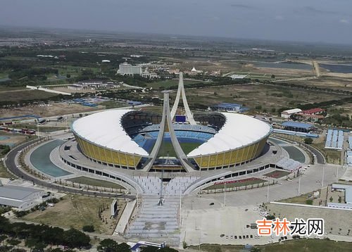国家体育场的别名是,北京鸟巢的占地面积是多少？