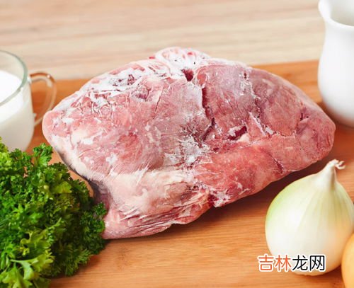 冷冻熟肉是直接蒸还是先解冻,熟肉或熟鱼放在冰一箱冷冻多天后取出不解冻就直接蒸热后吃可以吗？