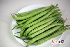 炖豆角放碱还是放小苏打,豆角如何才能炖出泡？？