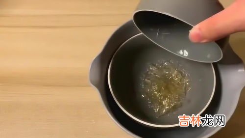 冻酸奶片做法图解,冻酸奶的做法，冻酸奶怎么做好吃，冻酸奶的家常