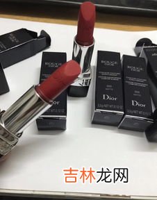 迪奥999有胭脂虫吗,30块与300块的口红，差别在哪里？“迪奥口红”为什么那么贵？