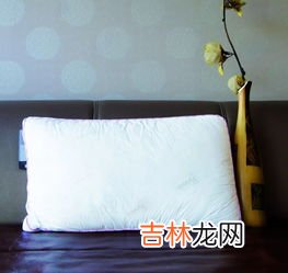 枕头发黄怎么洗?3种方法轻松解决,枕芯发黄怎么洗小妙招