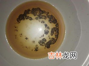 杨梅渍洗得掉吗,衣服上有杨梅汁用什么才能洗掉 衣服上杨梅汁怎样才能洗掉