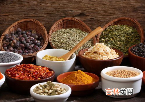 香果在调料中的作用,做卤菜卤水草果和香果是什么作用?