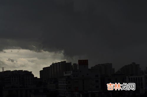 风雨欲来风满楼意思,山雨欲来风满楼的意思是什么？