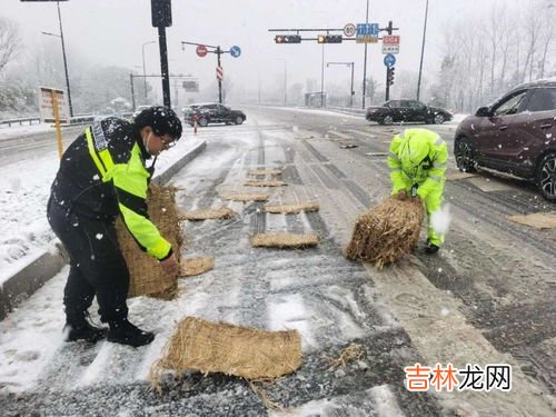 冰墩墩头上的彩色光环象征着什么,冰墩墩的特点和寓意是什么?
