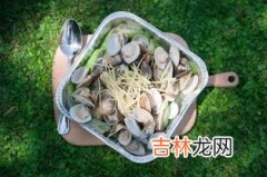 蛤蜊肉里面的黑东西是什么,蛤蜊肉里面的黑色东西可以吃吗？