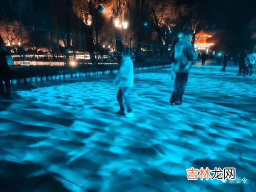 东风夜放花千树更吹落星如雨是什么节日,东风夜放花千树 更吹落星如雨是什么节日