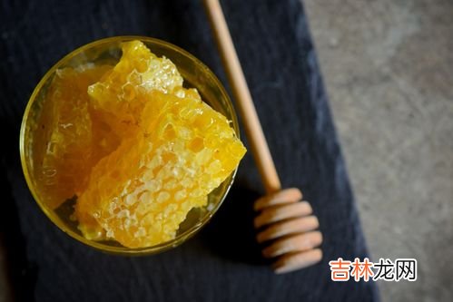 蜂胶胶囊的功效与作用及食用方法,蜂胶的作用与功效吃法介绍