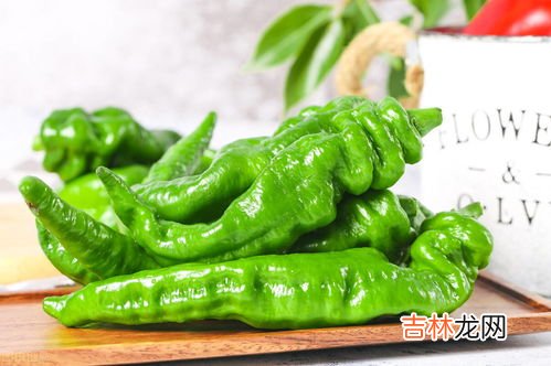 青椒放冰箱能保存多久,新鲜青椒怎么长时间保存 新鲜青椒如何长时间保存