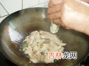炒黑鱼片正宗做法,黑鱼片炒什么