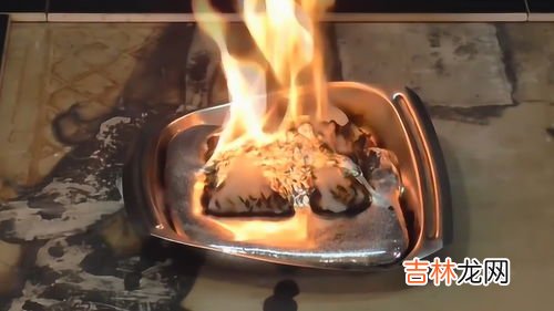藏红花用多少度的水泡好可以用冷水泡吗,藏红花可以冷泡吗