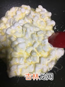 雪花酥太硬怎么补救,雪花酥太硬拿不出来了