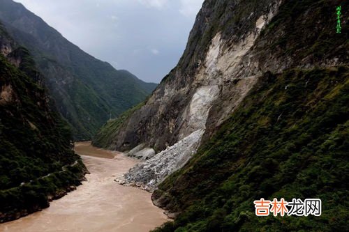 虎跳峡海拔多少米,虎跳峡海拔多少米