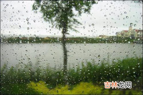 梅雨天气要不要开窗通风,梅雨季节可以开窗通风吗?