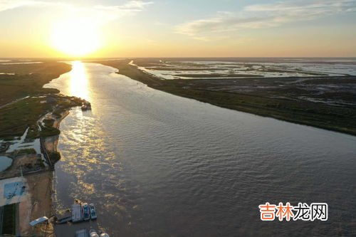 黄河入海口为什么黄蓝分明,东营黄河入海口为什么不相容