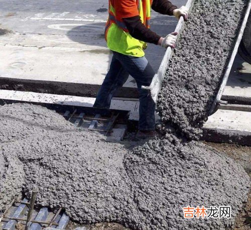 混凝土加白糖有什么作用,混凝土缓凝剂中为什么放糖，能起到什么作用？