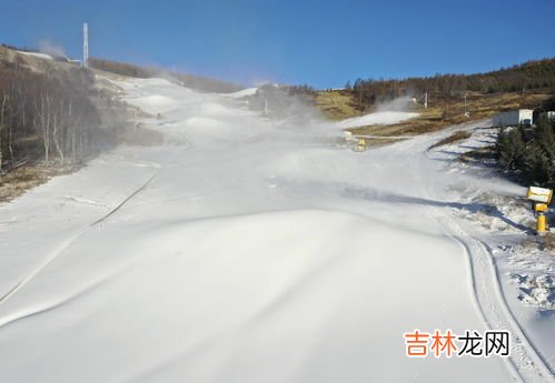 张家口的雪是人造的吗,张家口滑雪场是人造雪吗?