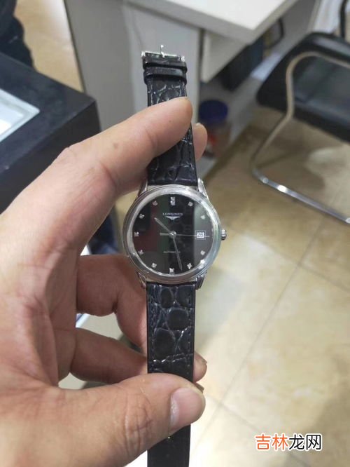 一般手表店回收手表吗,手表回收店，多少钱回收手表