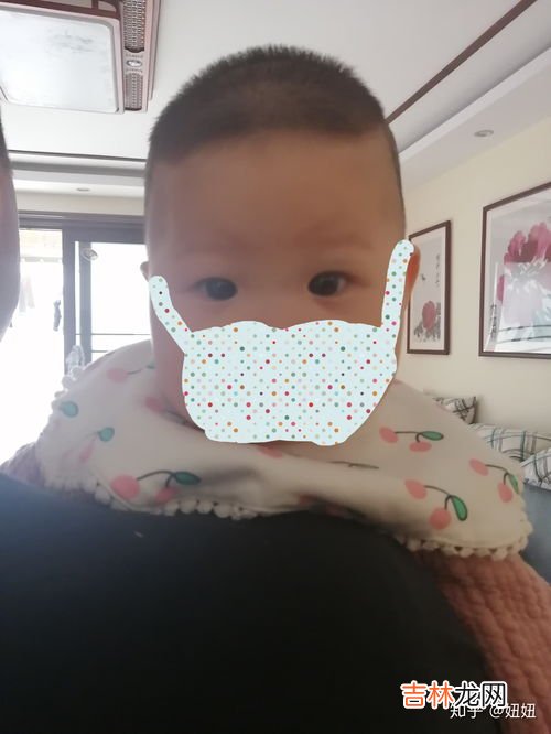 为什么理发店不用泡泡染发剂,染发膏和泡泡哪个更安全?使用效果怎么样?