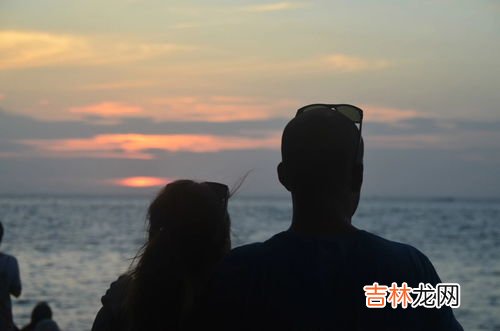 夕阳在爱情里代表什么,夕阳在爱情里代表什么