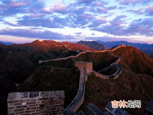 明长城东起什么西至什么,我国的万里长城西至那里,东起那里,?