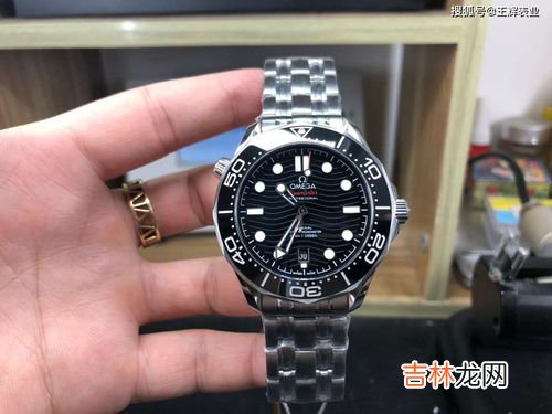 万国比欧米茄档次高吗,欧米茄和万国手表哪个档次更高?