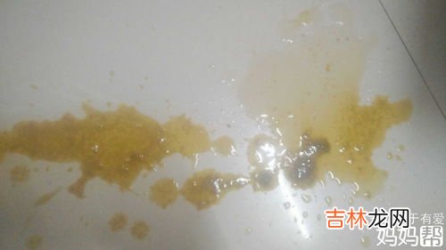 婴儿衣服上的大便怎么洗掉,宝宝裤子上的屎黄怎么洗掉