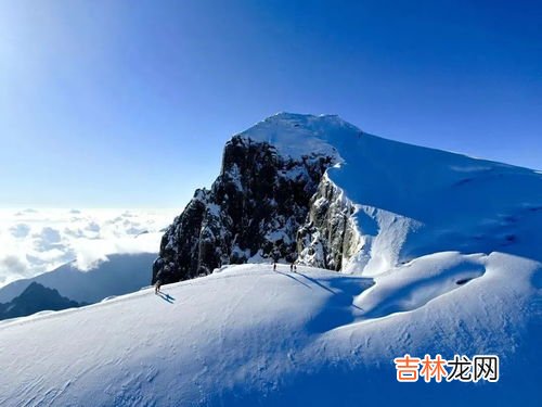 滇南第一峰是哪座雪山,云南最高峰？