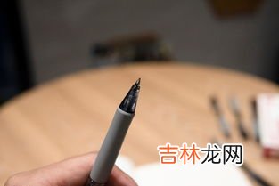 中性笔放了8年还能用吗,笔放了三年再拿出来写是否可以写？