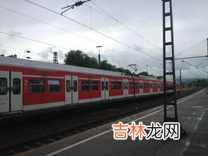 火车18号座位靠窗户吗,k854车厢18车厢18号靠窗户吗?