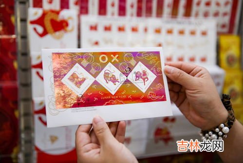 邮局有卖信封和邮票吗,在哪买邮票和信封?