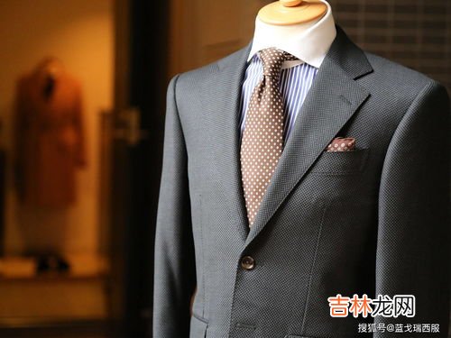 通勤正装的品牌排行榜,女装品牌排行榜前十名都有什么?