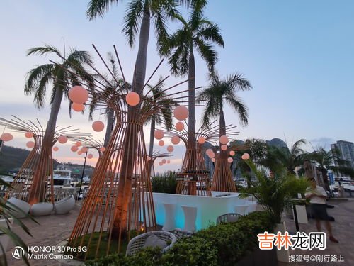 一年四季是春天打一城市名字,一年四季如春的城市